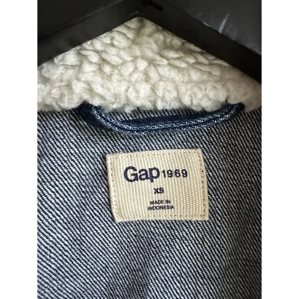 Gap Women's Denim Jacket XS Sherpa Lined Biker Belt Buckle Blue 1969